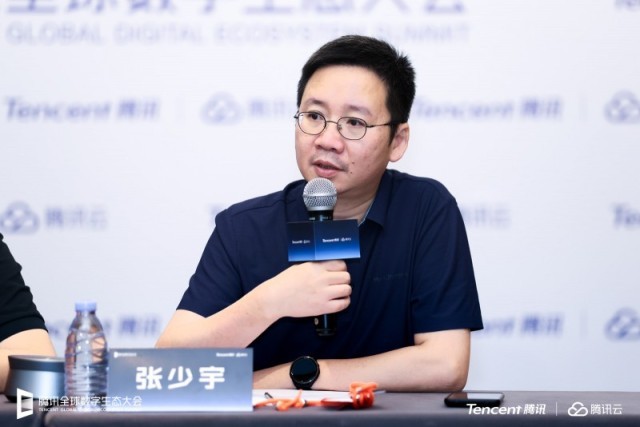 腾讯发布智能驾驶地图9.0,打造会思考的AI出行伙伴