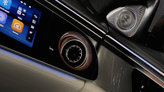 豪华轿车标杆再进化 新一代奔驰S级亮相车展