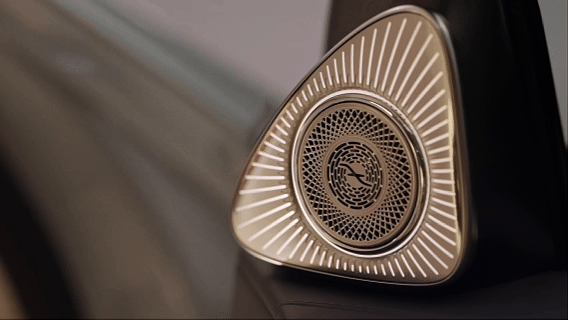 豪华轿车标杆再进化 新一代奔驰S级亮相车展