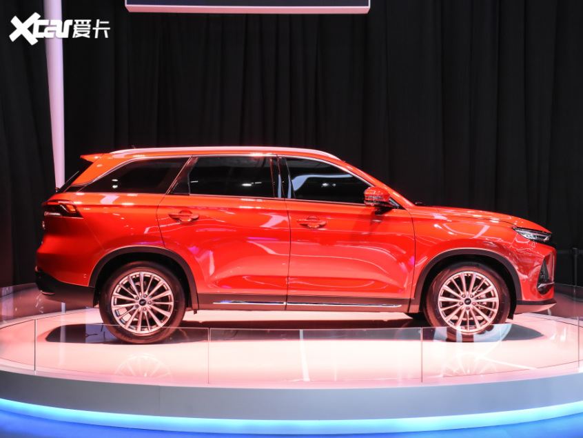 长安汽车2021款长安欧尚x7 plus
