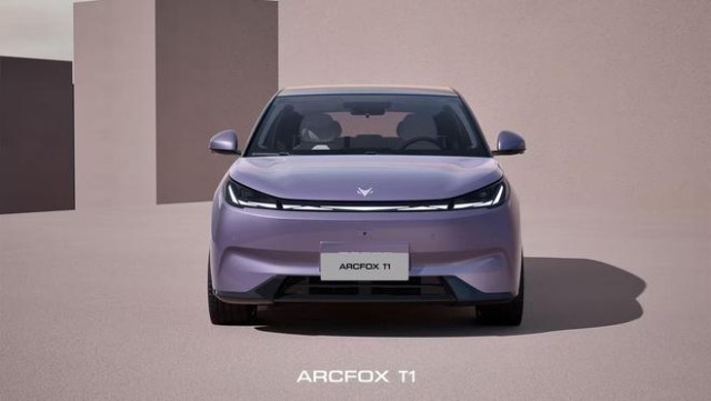 空间表现是优势 极狐T1将于5月底正式亮相发布