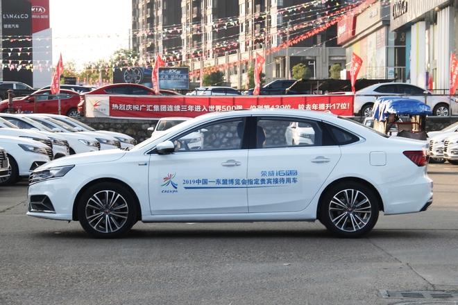 配置丰富颜值不俗 10万级高性价比家轿推荐