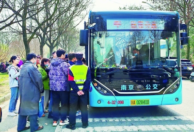 南京公交清明祭扫专线上线