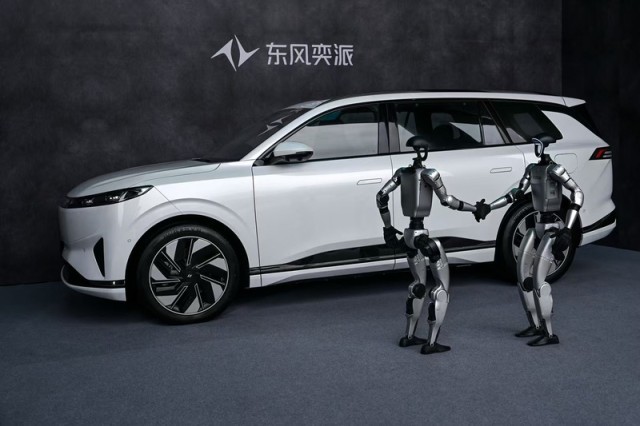 东风eπ008智驾版18.36万起，拥有24项智驾功能-图6